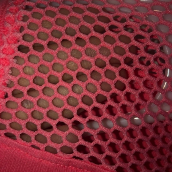 Pink VS long sleeve shirt - Picture 2 of 5